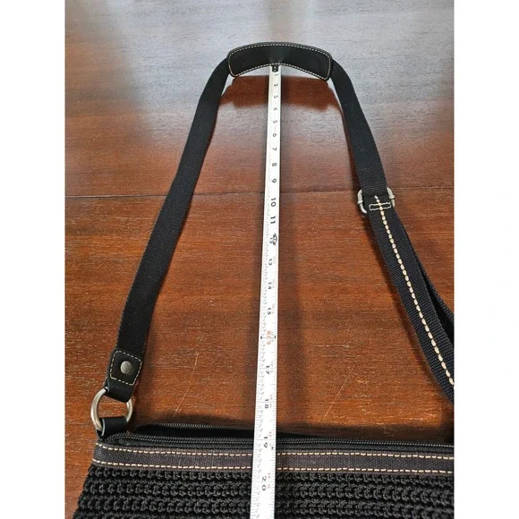 The Sak Crochet Crossbody Bag Women Medium Black Excellent Tassel Charm Zipper - Picture 6 of 7